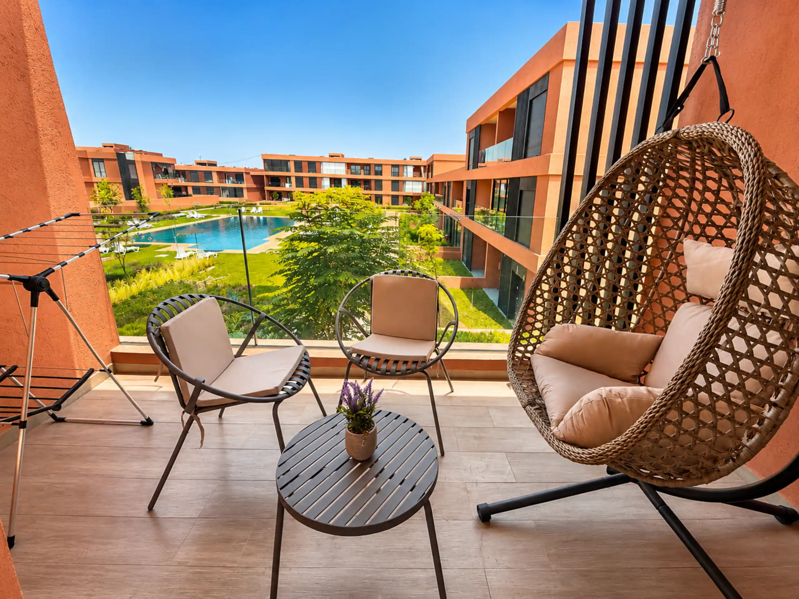 Traditional Penthouse in Bangkok with Private Pool photo 3
